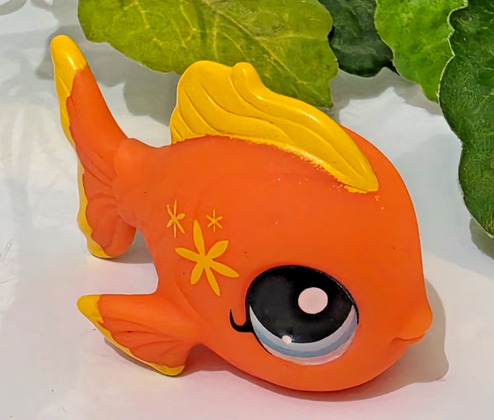 Littlest Pet Shop Surprise Box Series 2 G7 # 72 Goldfish (Core)